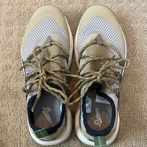 Danner rivercomber shoe size 6